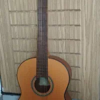 گیتار تمام چوب