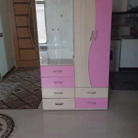 تخت وکمد ویترین دار