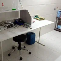 میز کار و میز آزمایشگاهی|دفتر کار|رباط‌کریم, نصیرشهر|دیوار