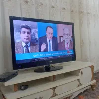 تلفیزون۴۳اسمشو نمیدونم سالم وقت پاین سفبه خورده