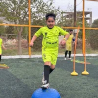 باشگاه فوتبال داتیس|خدمات آموزشی|کرج, دانشگاه آزاد|دیوار