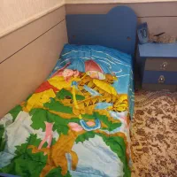 تخت خواب وکمد لباس