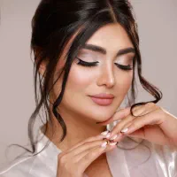 میکاپ شنیون(عکس آگهی نمونه کار خودم)|خدمات آرایشگری و زیبایی|شیراز, فضل‌آباد|دیوار