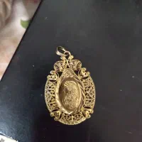 گردنبند رنگ ثابت حضرت مریم