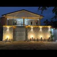 اجاره ویلا لوکس و مدرن(۳ اتاق خواب) (بسیار پاکیزه)|اجارهٔ کوتاه‌مدت ویلا و باغ|رشت, شکار اسطلخ|دیوار