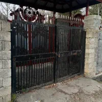 درب حیاط ویلا باغ ۳/۵متر با ستون