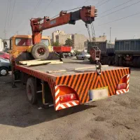 جرثقیل خاور۶۰۸