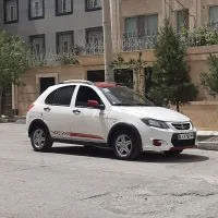 کوییک آر تمیز مرتب بی رنگ