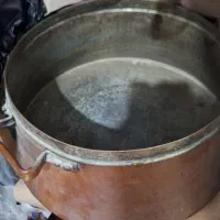 دیگ بزرگگ مسی و تشت مسی