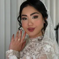 خدمات میکاپ و شنیون