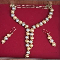 گردنبند و گوشواره شیک و بروز