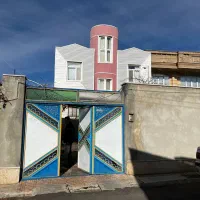 اجاره مسکونی ویلایی دو طبقه با ورودی مشترک