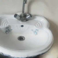 سنگ روشویی بزرگ با اتصالات|لوازم سرویس بهداشتی|زاهدان, |دیوار