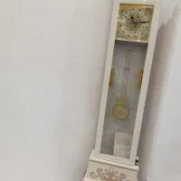 ساعت ایستاده تمیز سالم