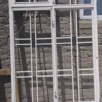 دو عدد پنجره تمیز