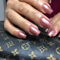 تخفیف ۵۰ درصدی خدمات ناخن به مناسبت شب یلدا|خدمات آرایشگری و زیبایی|رشت, باهنر|دیوار