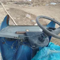 تیلر سه چرخ|قطعات یدکی و لوازم جانبی|درمیان, |دیوار