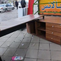 میز اداری و کسب و کار