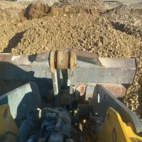 اجاره لودر ولوو جهت خاکبرداری، خاکریزی فنداسیون،