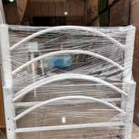 تخت خواب فلزی  با کفی