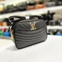 کیف دوشی و مجلسی|کیف، کفش، کمربند|قم, نیروگاه|دیوار