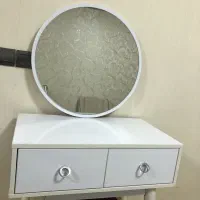 میز آرایشی با عسلی و آینه