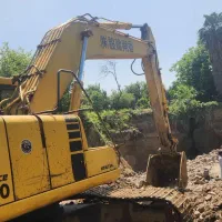 بیل کوماتسو خط ۶ pc200