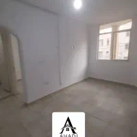 50متر/طبقه اول/انباری سندی/دو واحدی/میدان 85