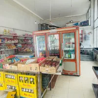 مغازه ۵۰متری با ارتفاع تقریبا ۵متر