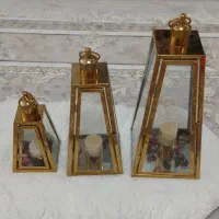 فانوس کنار سالنی