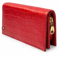 کیف قرمز زنانه گمشده