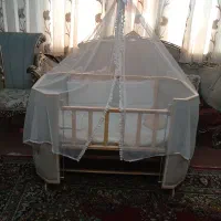 تخت خواب نوزاد