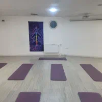 باشگاه یوگا و پیلاتس خورشید