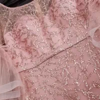 لباس مجلسی|لباس|لاهیجان, لیالستان|دیوار