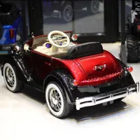 ماشین شارژی کلاسیک لاستیک ژله ای ( موتور شارژی )|اسباببازی بچه|مشهد, آبکوه|دیوار