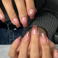 خدمات ناخن روسی با قیمت استثناعی|خدمات آرایشگری و زیبایی|تهران, فلسطین (میدان انقلاب)|دیوار