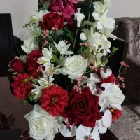 یک سبد گل شیک