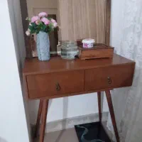 آیینه وکنسول