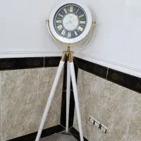 ساعت ایستاده تلسکوپی