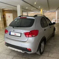 کوییک‌نقره ای سقف مشکی R