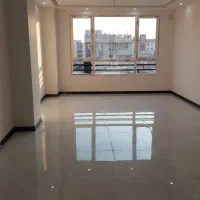 ۱۰۰ متر / دوخواب / تهرانسراصلی/کلید نخورده