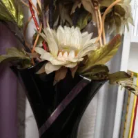 گلدان دکوری شیشه ای|گل مصنوعی|مشهد, پروین اعتصامی|دیوار