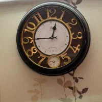 ساعت دیواری