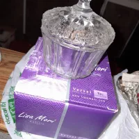 تعدادی ظروف سرو