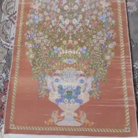 معاوضه قالیچه ابریشم با آیفون
