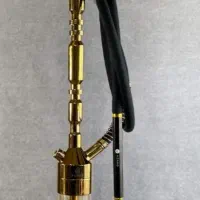 فروشنده آقا جوان در فروشگاه دخانیات سن ۱۷تا۲۱