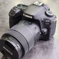 Canon 90D kit 18/135 usm