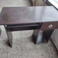 م/میز تحریر و کامپیوترر
