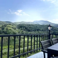ویلا سوئیسی رشت روستای کچا|اجارهٔ کوتاه‌مدت ویلا و باغ|سنگر, |دیوار