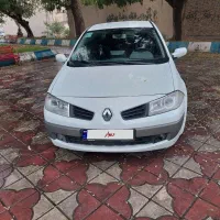 مگان ۲۰۰۰ اتومات مدل ۹۲ در حد